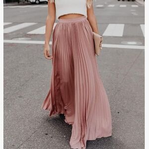 Rose Pink Pleated Maxi Skirt Size Large High Waisted Flowy Statement